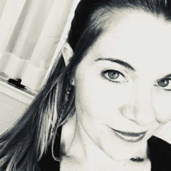 Meet your Posher, Theresia - Picture 1 of 1